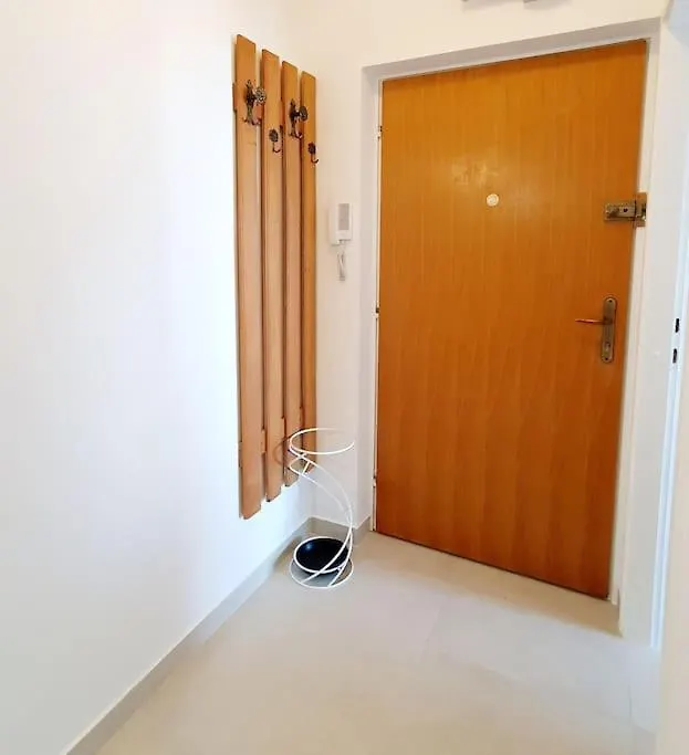 Apartment Apartman Sanja Kostrena